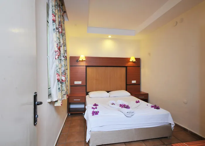 Hotel Greenpark 3*